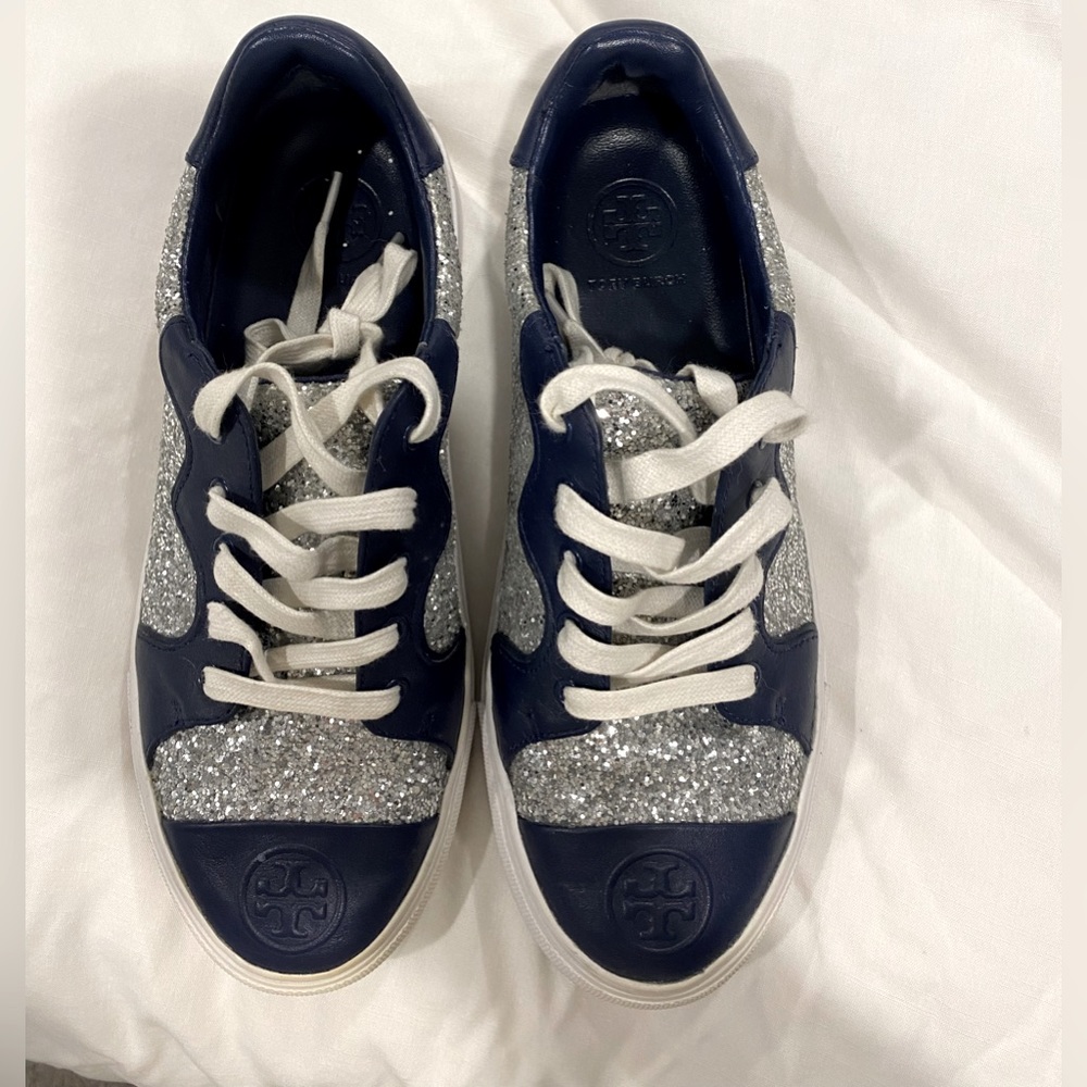 Women’s Tory Burch size 6 shoes